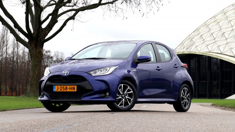 Toyota Yaris 1.5 Hybrid  Dynamic